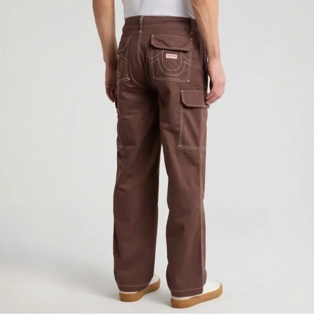 NEW True Religion Cargo Pants Mens Size 32 Bracken Brown Style 108335 (32x32)